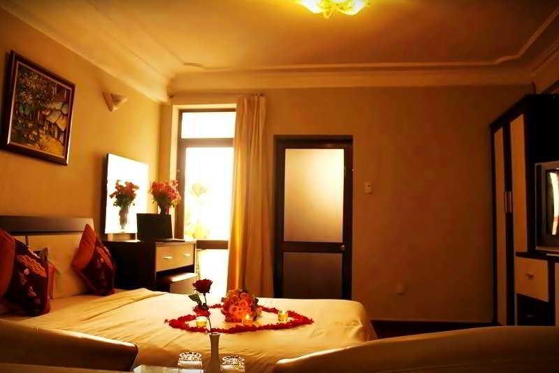 Hanoi Little Center Hotel Ngoại thất bức ảnh
