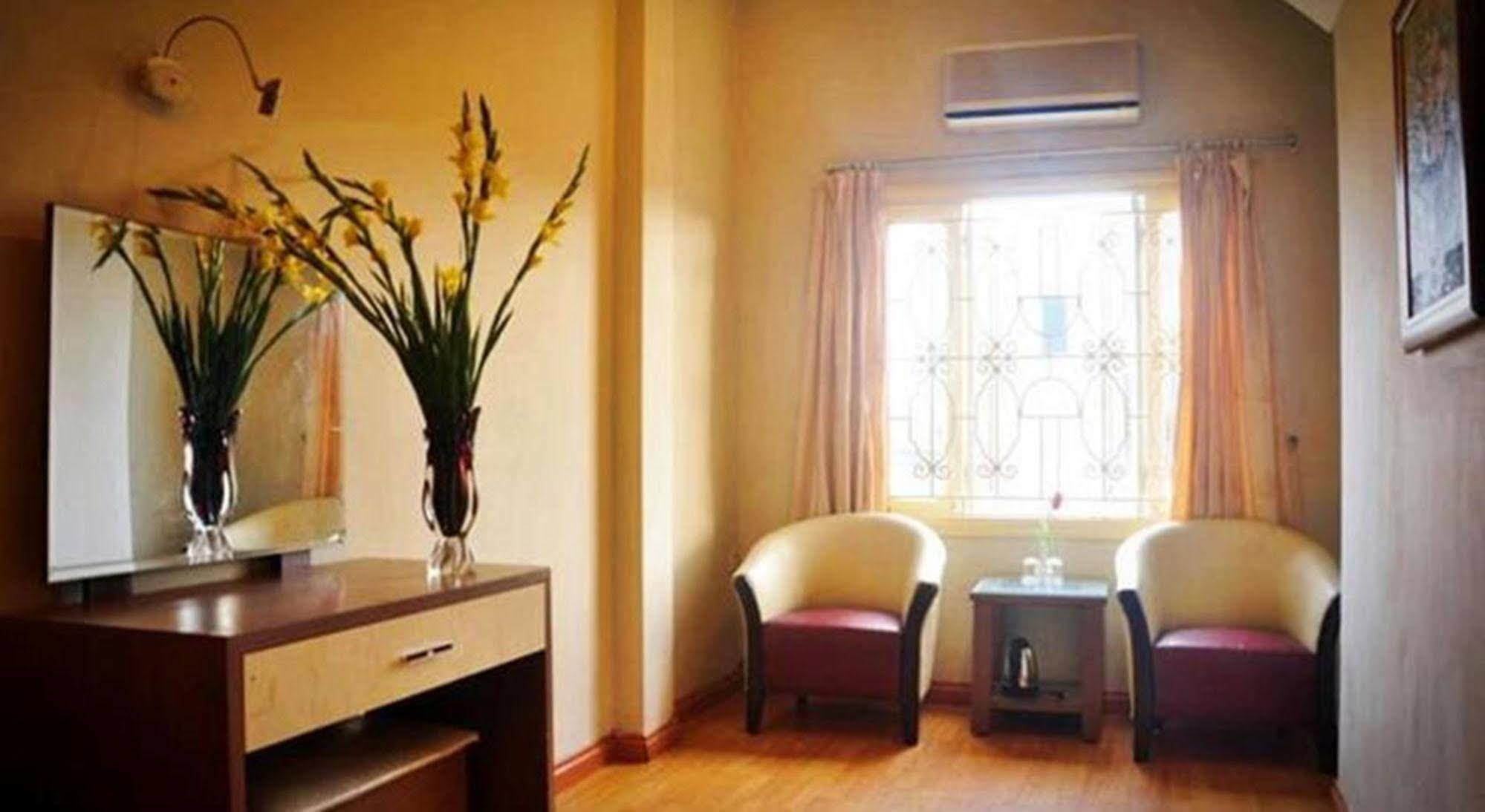 Hanoi Little Center Hotel Ngoại thất bức ảnh